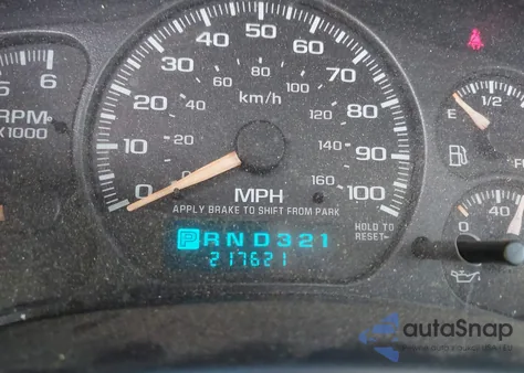 2002 Chevrolet Suburban 1500 Z71 z USA, uszkodzony, nr VIN 3GNFK16Z62G267729